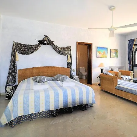 Ferienhaus Mit Privatpool Fuer 10 Personen Ca 800 Qm In Andratx, Mallorca Suedwestkueste Von Mallorca